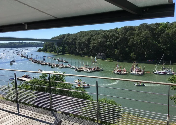 Maison Vue Riviere Du Bono 8 Personnes